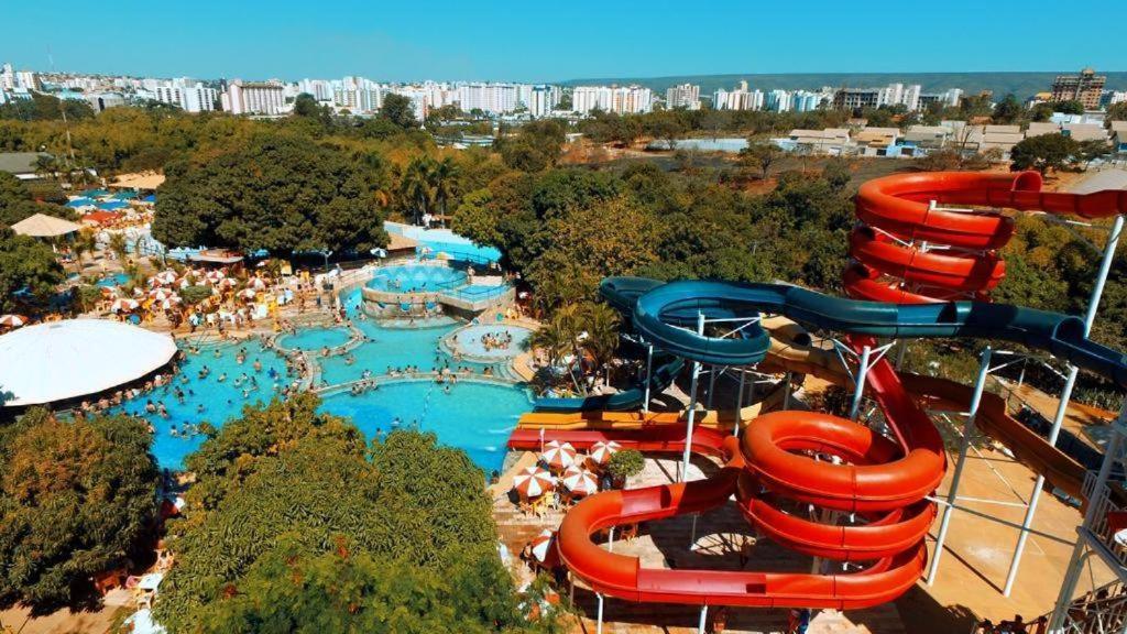 Piazza Diroma - Cortesia Park Diroma, Splash E Slide Caldas Novas Εξωτερικό φωτογραφία