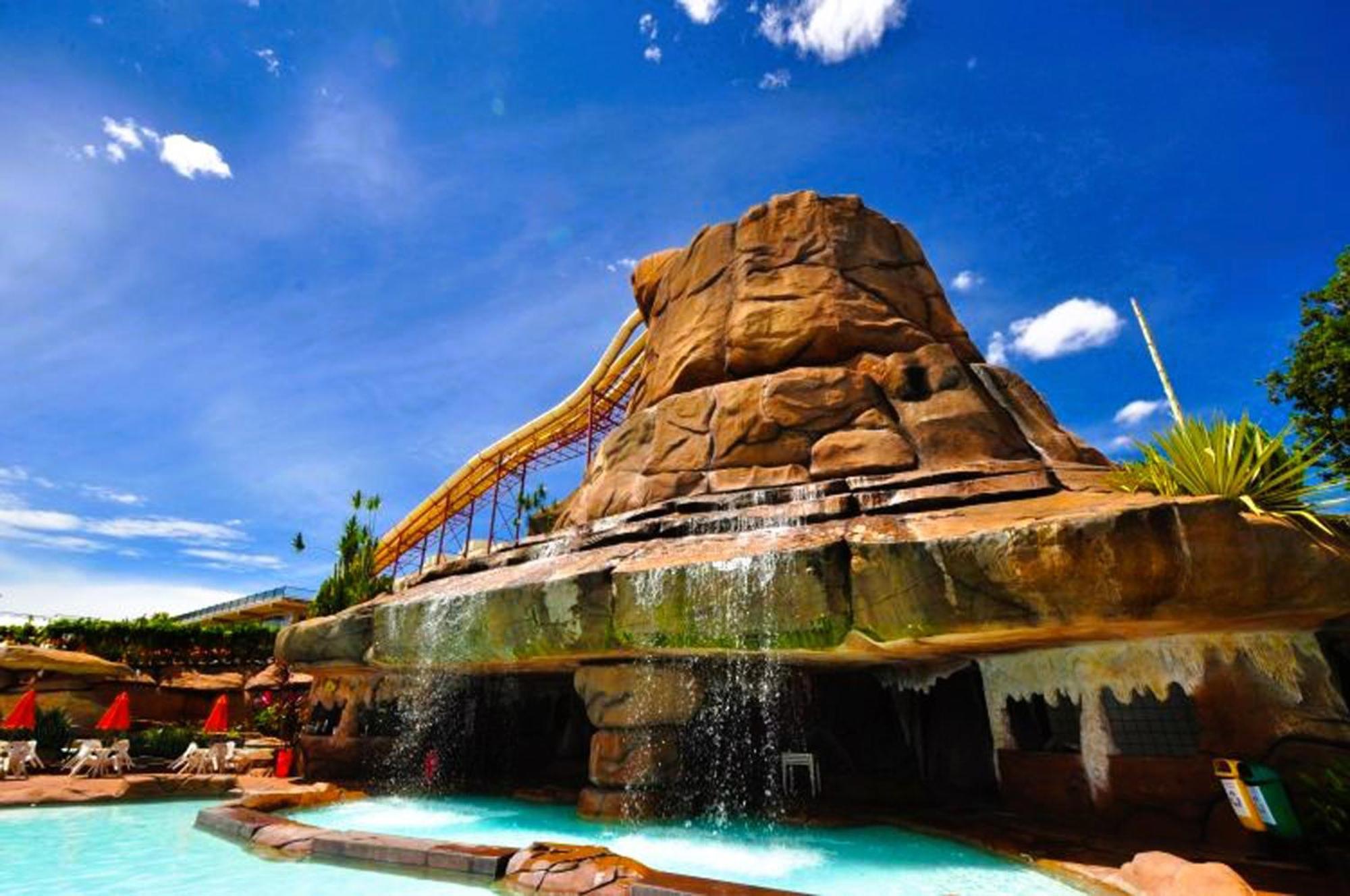 Piazza Diroma - Cortesia Park Diroma, Splash E Slide Caldas Novas Εξωτερικό φωτογραφία