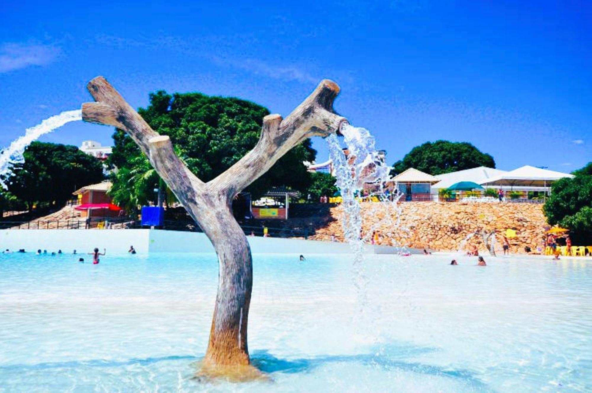 Piazza Diroma - Cortesia Park Diroma, Splash E Slide Caldas Novas Εξωτερικό φωτογραφία
