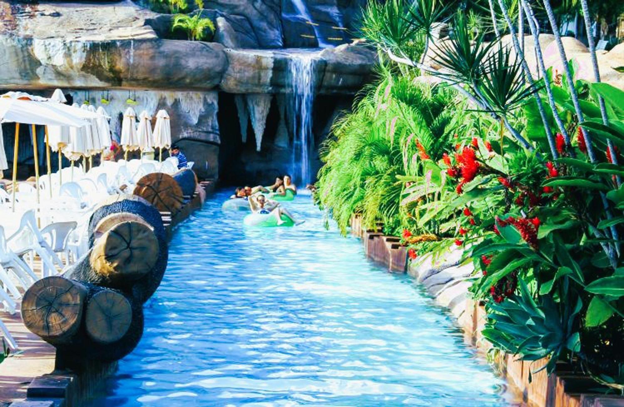 Piazza Diroma - Cortesia Park Diroma, Splash E Slide Caldas Novas Εξωτερικό φωτογραφία