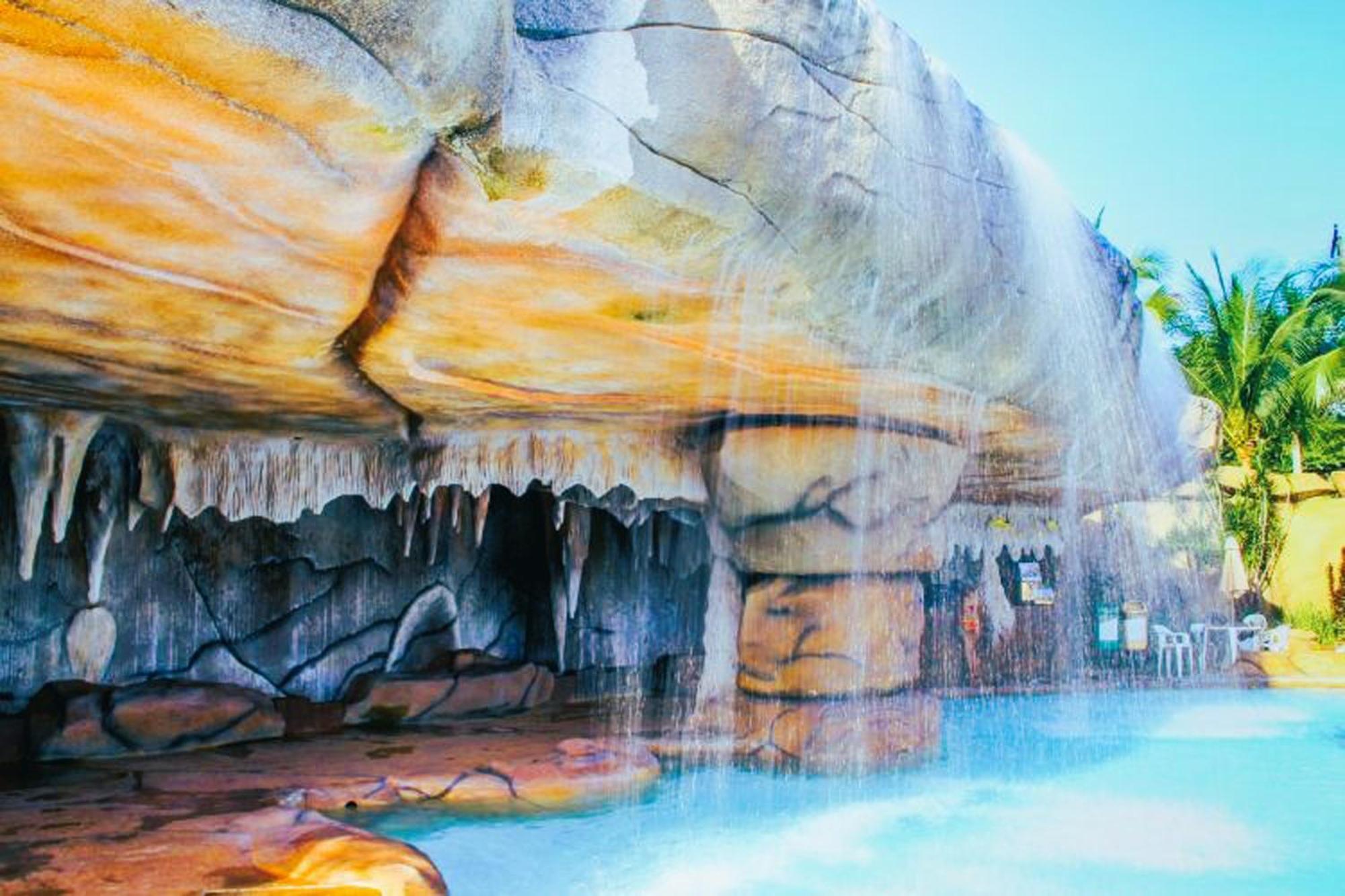 Piazza Diroma - Cortesia Park Diroma, Splash E Slide Caldas Novas Εξωτερικό φωτογραφία