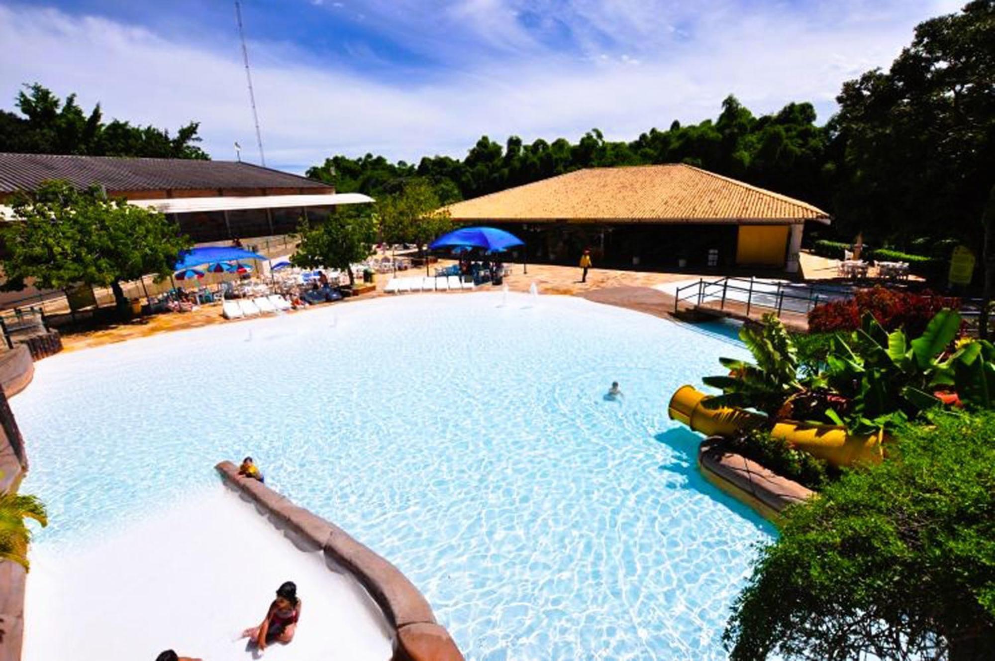 Piazza Diroma - Cortesia Park Diroma, Splash E Slide Caldas Novas Εξωτερικό φωτογραφία