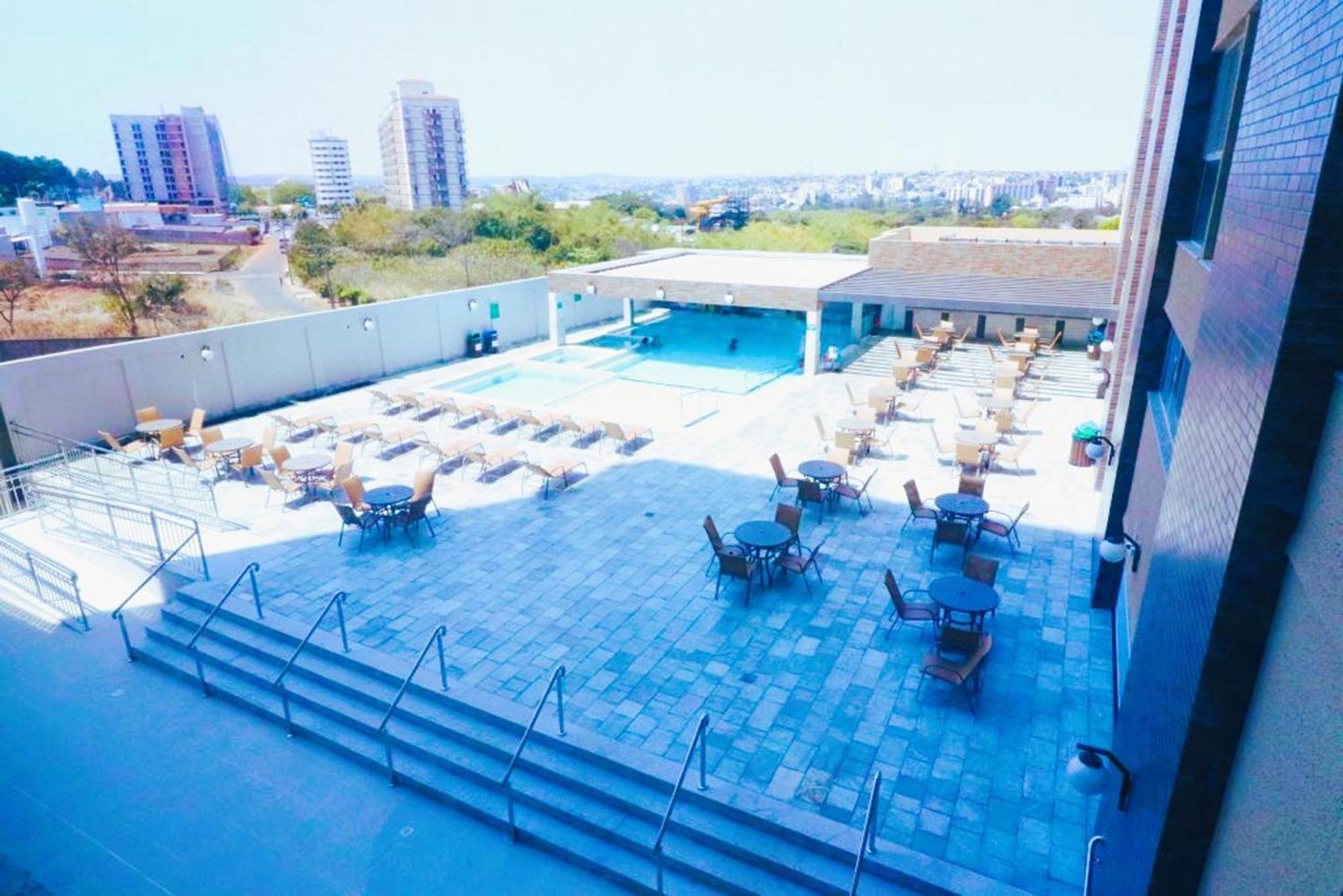 Piazza Diroma - Cortesia Park Diroma, Splash E Slide Caldas Novas Εξωτερικό φωτογραφία