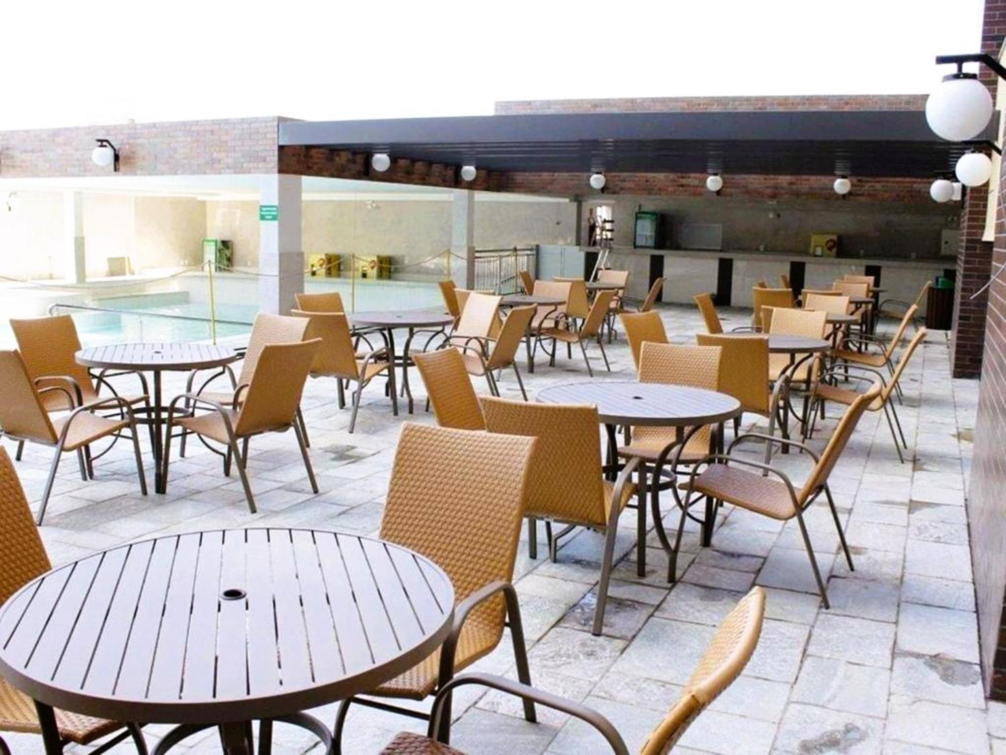 Piazza Diroma - Cortesia Park Diroma, Splash E Slide Caldas Novas Εξωτερικό φωτογραφία